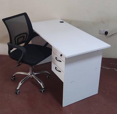 LUXURY DESK WITH DRAWERS+1 CHAIR(LD05)